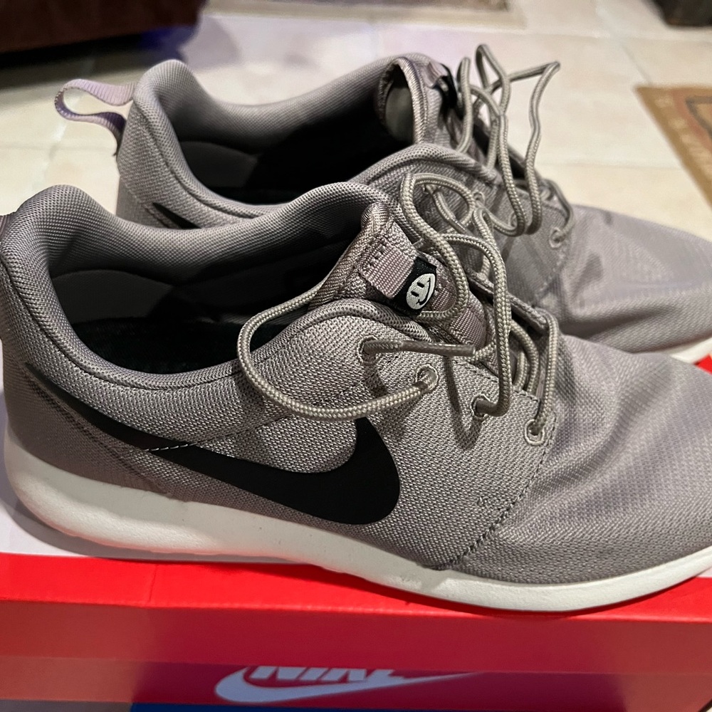 COPY - Nike roshe